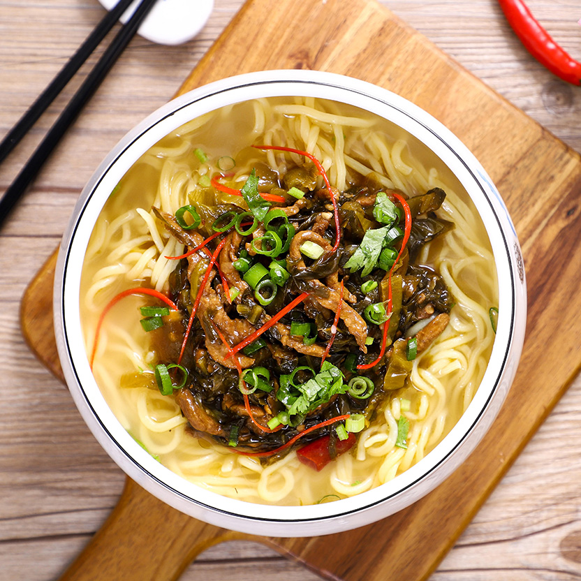 6酸菜肉丝面.jpg